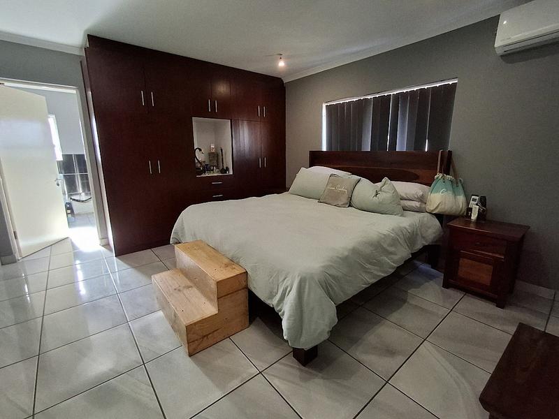 3 Bedroom Property for Sale in Duyker Eiland Western Cape